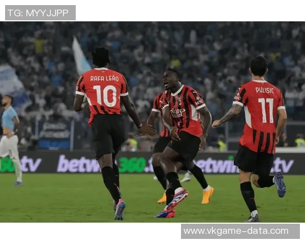 友谊赛精彩回顾曼联与AC米兰2比2平点球大战引发热烈讨论