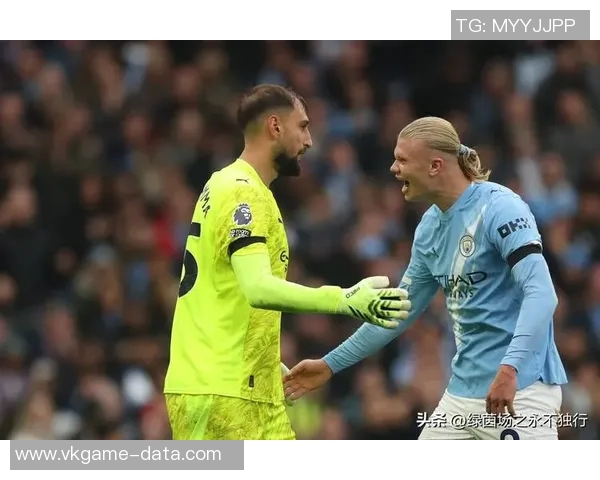 意甲激战曼联大胜那不勒斯六粒进球引爆全场激情