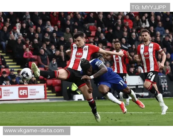 德甲焦点战尤文图斯与切尔西激战成平神扑引发争议判罚引热议