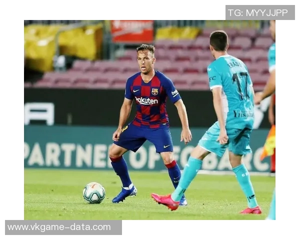 足总杯激战巴萨与尤文图斯战平精彩瞬间引发全场热烈反响