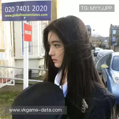 劳真杨